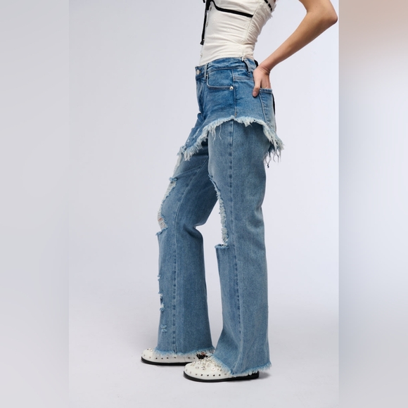 Callie Lives Stasia YMe AKIRA Distressed Skirt Straight Leg Denim Jeans 3 - Picture 5 of 8